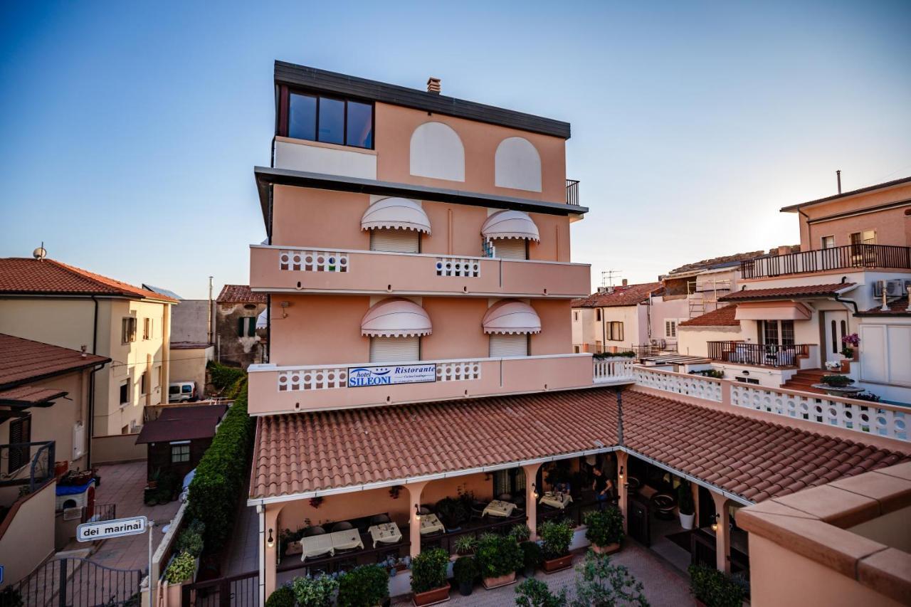 Hotel Sileoni Marina di Cecina Exterior photo
